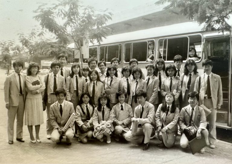 83C4A13C-0862-4B3F-9ED2-38F280C0AA61